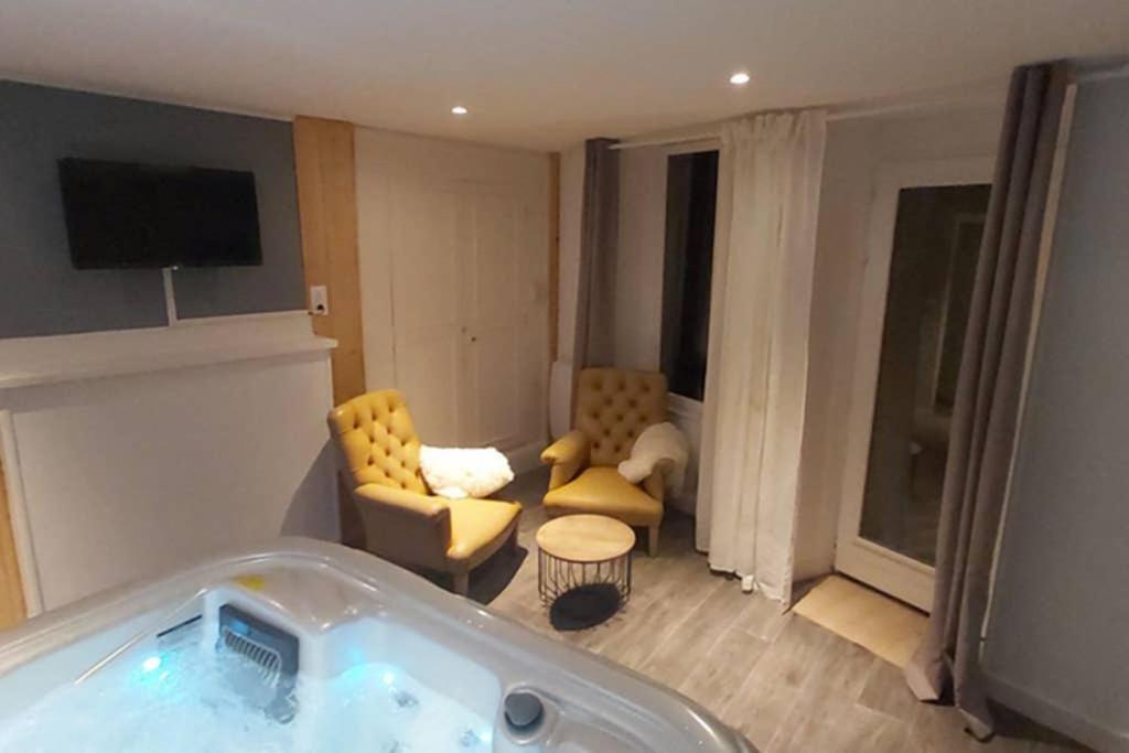 Suite EDEN avec jacuzzi privé Chaumont  Exterior foto